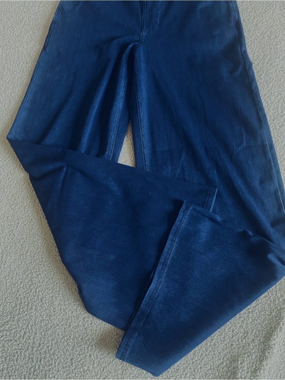 SMALL    HALARA FLEX BAGGY WIDE LEG DISTRESSED JEANS - Picture 6 of 8